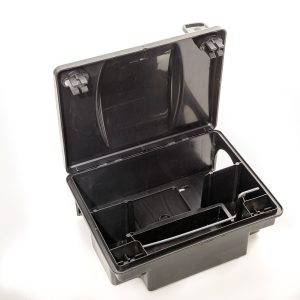 MUPLA903ITFE – Compact rat bait box with elevated lid, black