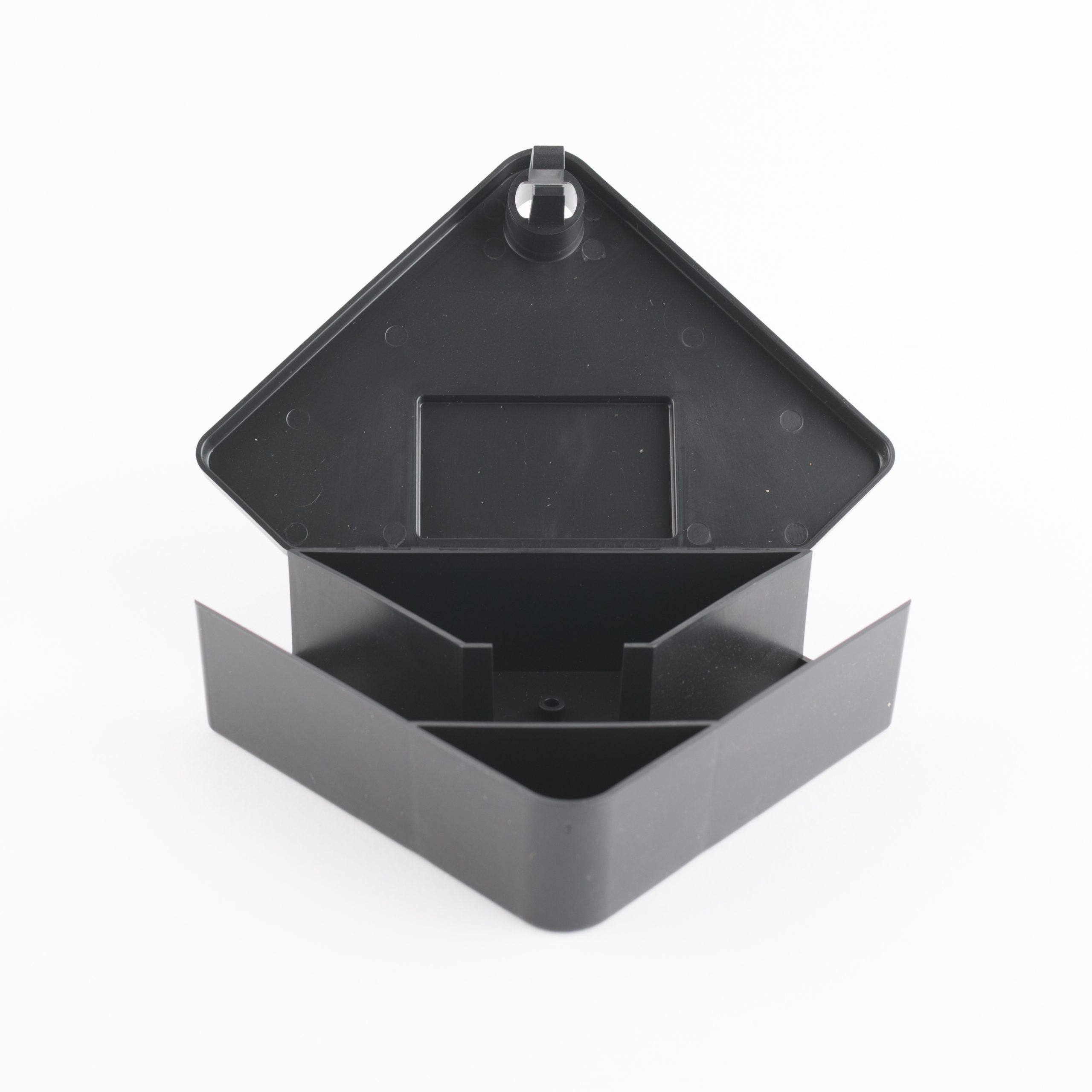 MUSED101ITFE – Bait box for mice to be placed in corners, black - Image 3